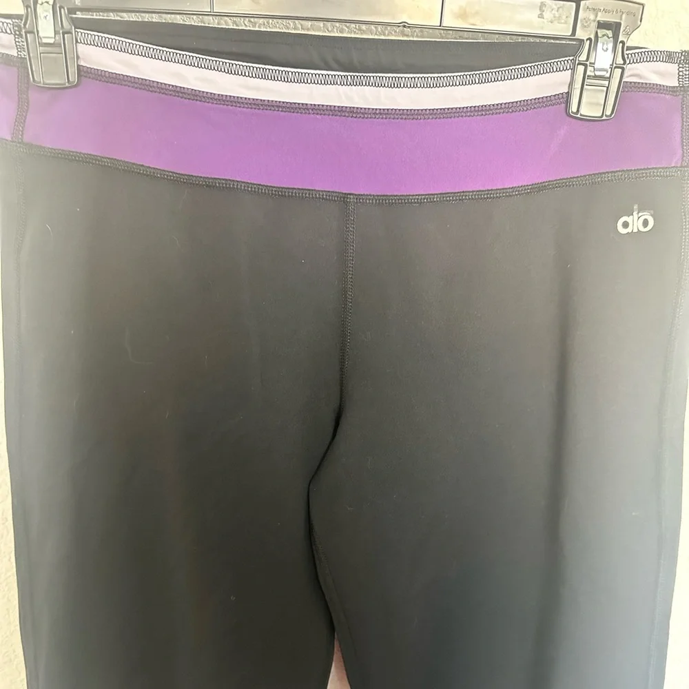 Alo Yoga Pants Leggings Wide Leg Small Black Purple Loose Fit CoolFit
